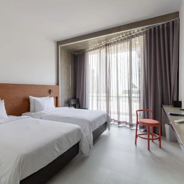 Reno hotel – hotel w mieście Bangkok