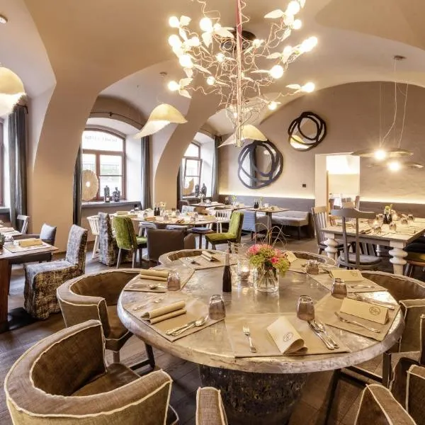 Hotel Gasthof Fischer, hótel í Marchtrenk