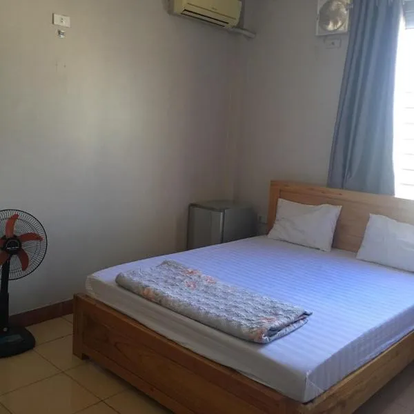 Khách sạn Hong Kong, hotel in Hòn Một