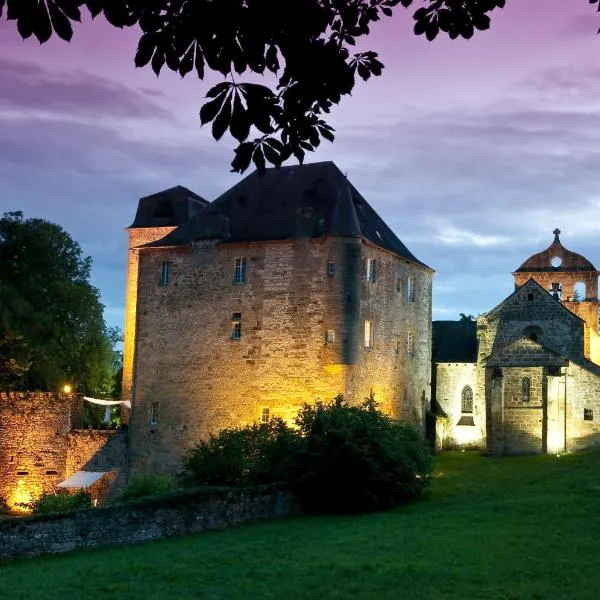 Chateau de Lissac, hotel in Lissac-sur-Couze