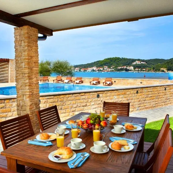 Lando Resort, hotel in Rab