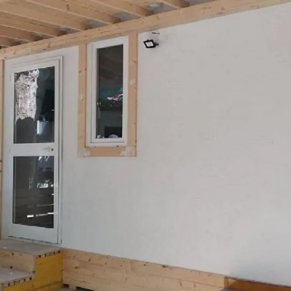 Camping Borghetti，位于奥托纳的酒店