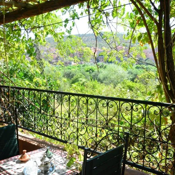 Auberge Ayam Atlas- pool 10mn away, hotel v destinaci Ourika