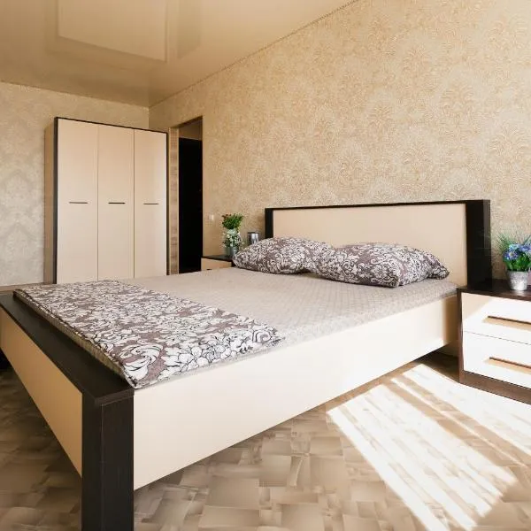 Luxury apart-hotel on Kharkovskaya neer Manufaktura, hôtel à Soumy