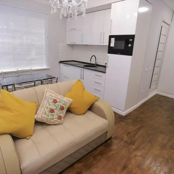 Luxury 2 bedrooms apartment walking distance from Gur-Emir - White Door 1, отель в Самарканде