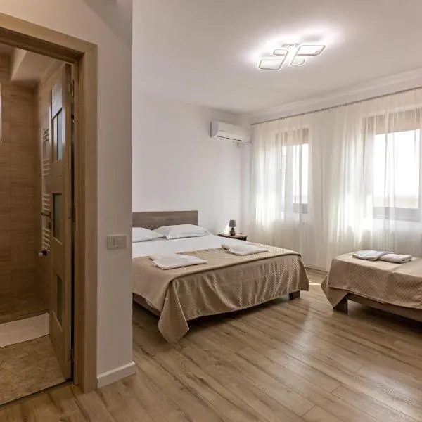 Airport House: Otopeni şehrinde bir otel