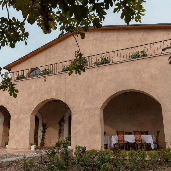 Agroturizem Gjepali, hotel v destinaci Shijak