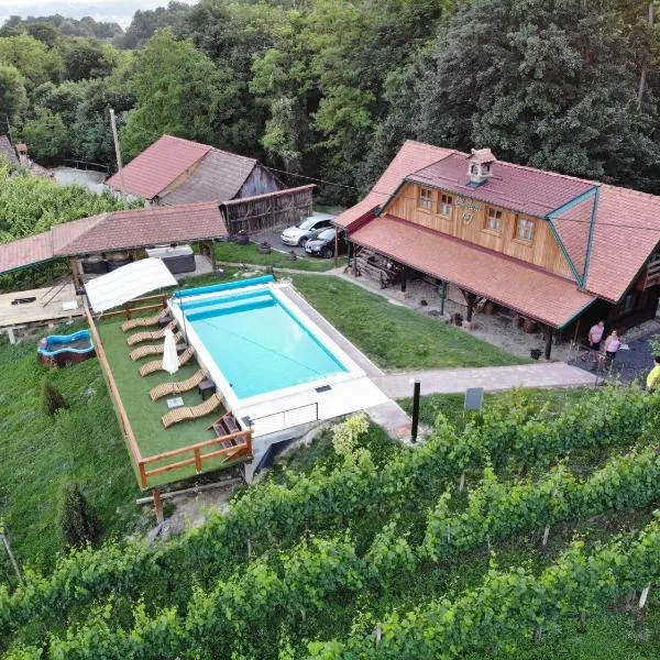 Lodge Green paradise, hotel i Klanjec