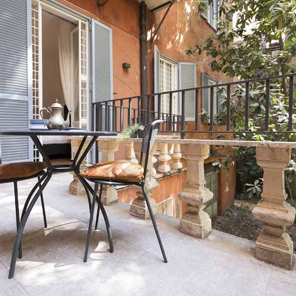 Holiday Apartment Bernini Near The Trevi Fountain - 4 Bedroom, Rome