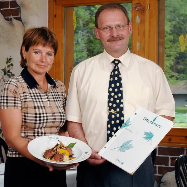 Hotel Ahorni, khách sạn ở Oberwald