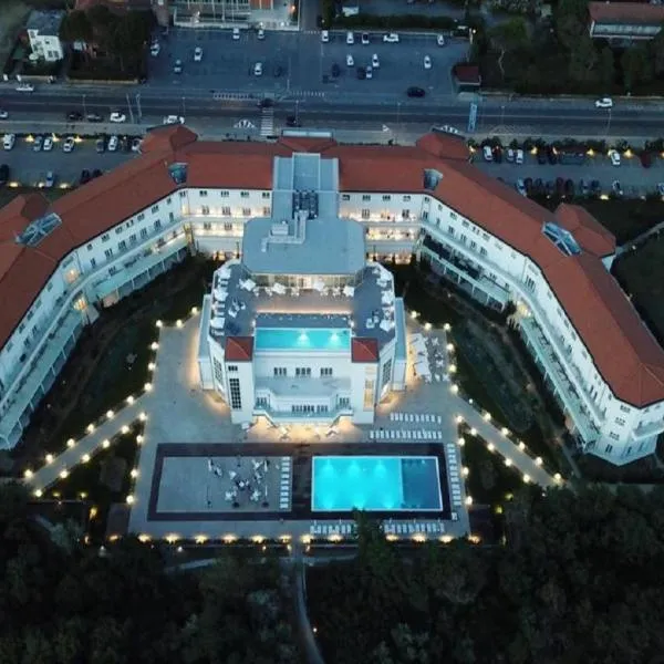 Toscana Charme Resort, hotel in Tirrenia