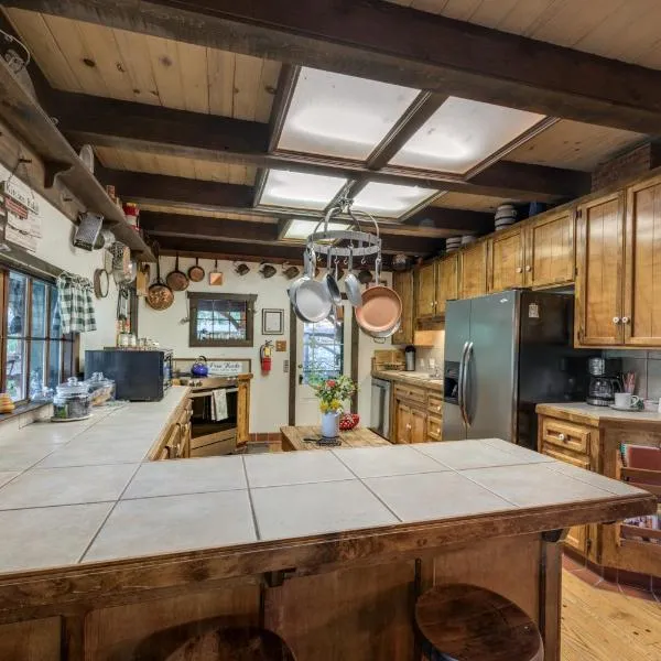 The Davies Family Inn、プラサービルのホテル