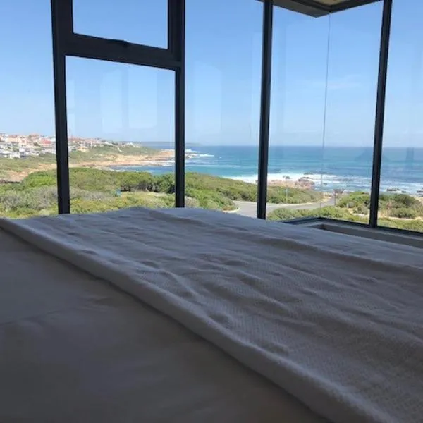 Marine 5 Boutique Hotel, hotel en Gansbaai