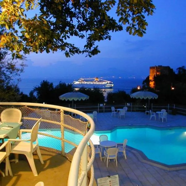 Camping Nube D'Argento, hotel in Sorrento