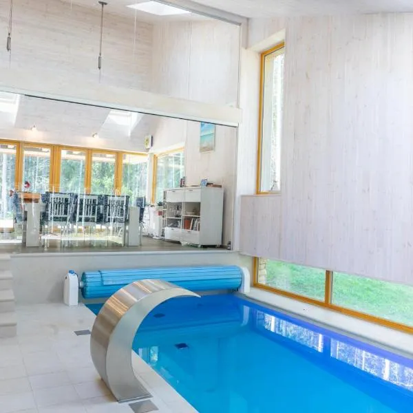 Villa Hausma，位于Hiiumaa的酒店