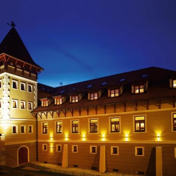 Hotel Peklo, ξενοδοχείο σε Komárno