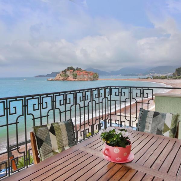 Montesan Beach Apartments Sveti Stefan