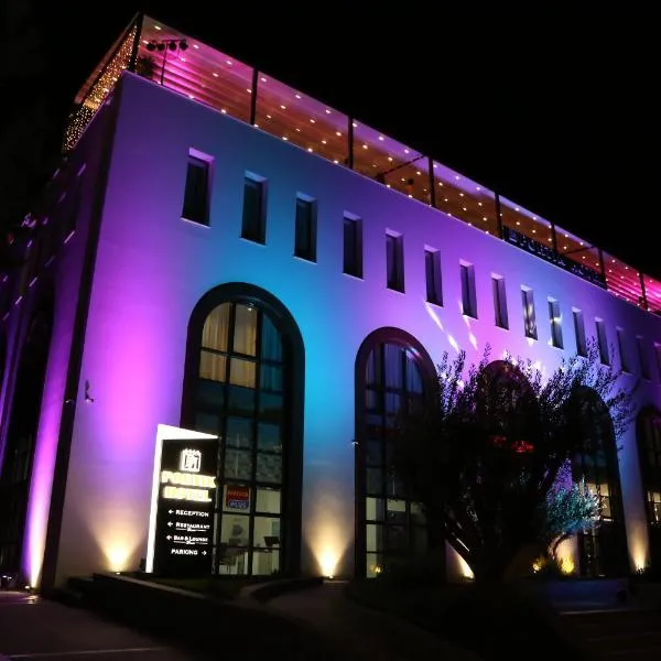 Portik Hotel, hotel in Berat