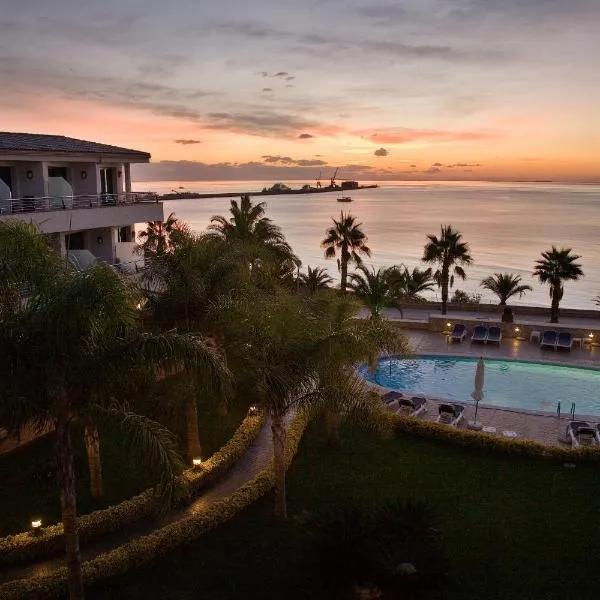 Miami Mar - Boutique Hotel & Restaurante, hotel v destinaci Sant Carles de la Ràpita