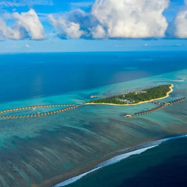 Pullman Maldives Maamutaa - All-Inclusive Resort - 50 percent off Transfers - kids below 12 years old can dine free, hotel em Maamutaa