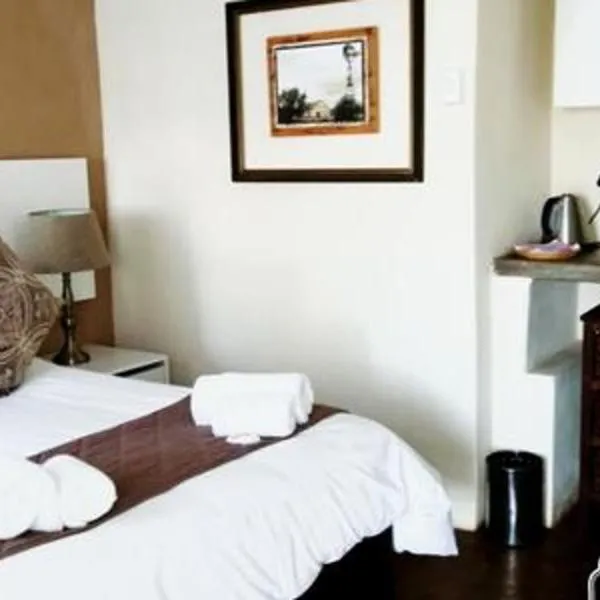 The Owl's Nest Guesthouse, khách sạn ở Tom Burke
