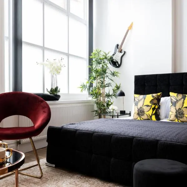 PHENOMENAL OXFORD STREET 5bedroom DESIGN HOUSE NOMADS XXL GROUPS LOVE IT!、ロンドンのホテル