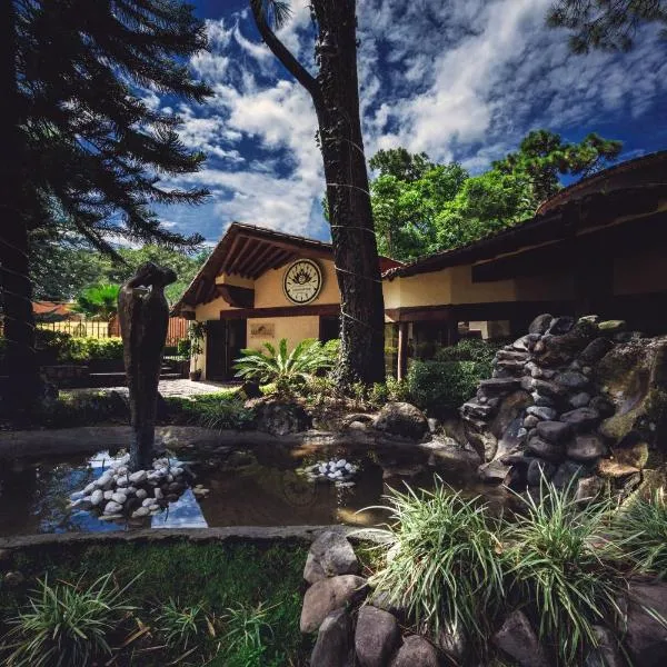 Loto Azul Resort & Spa, hotel in Valle de Bravo