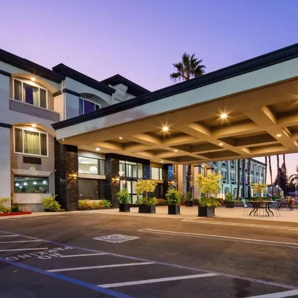 Best Western Plus - Anaheim Orange County Hotel, hotel v destinaci Placentia