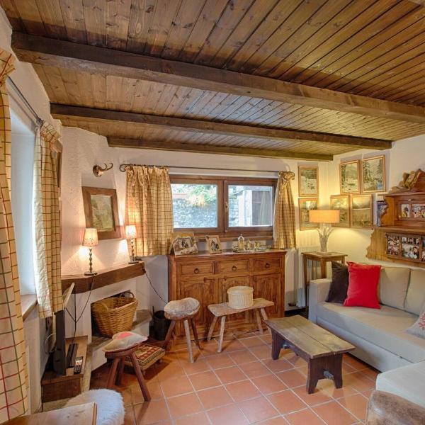 ALTIDO Idyllic Flat for 7 with Free Parking Close to Ski Lift