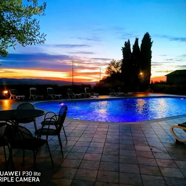 Hotel La Terrazza RESTAURANT & SPA, hotel di Assisi