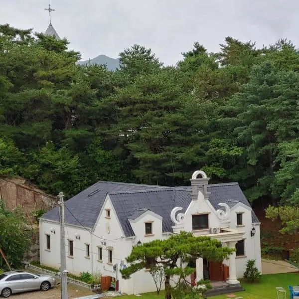 The Castle Stay, ξενοδοχείο σε Chuncheon