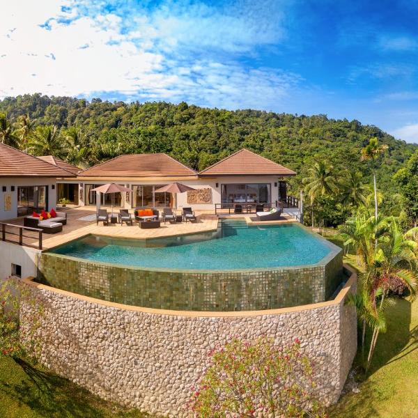 5 Bedroom Sea View Villa Bubbles SDV376 By Samui Dream Villas