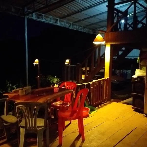 Srey Leap Homestay, hotell i Banlung