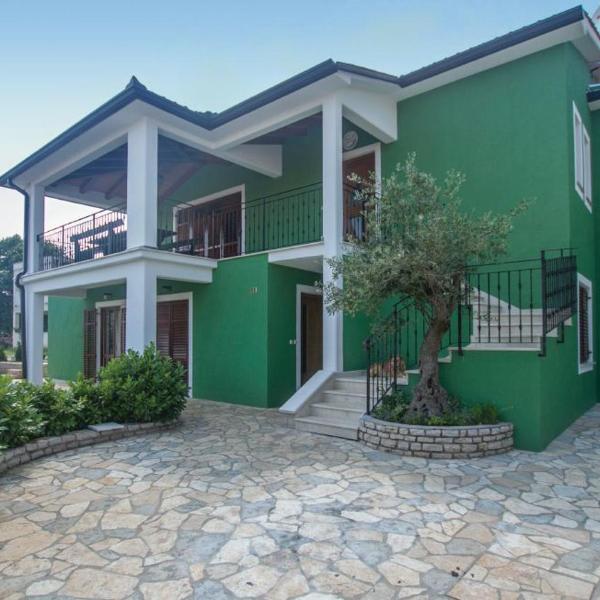hostel Stalno Sretan