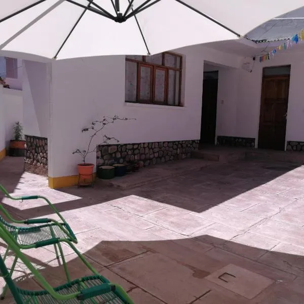 Charlies Place, ξενοδοχείο σε Σούκρε