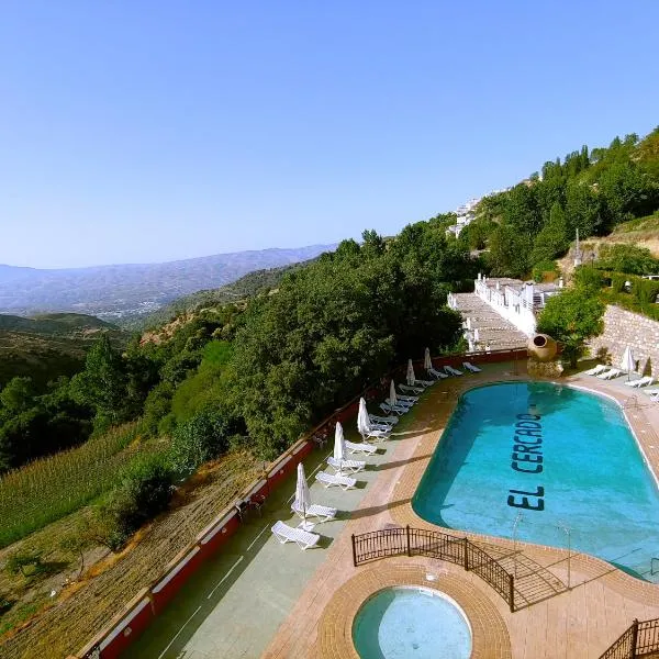 Turismo Rural & SPA El Cercado、Bérchulesのホテル