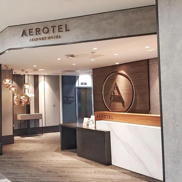 Aerotel London Heathrow Airport, Terminal 2 & Terminal 3, hotel in Hillingdon
