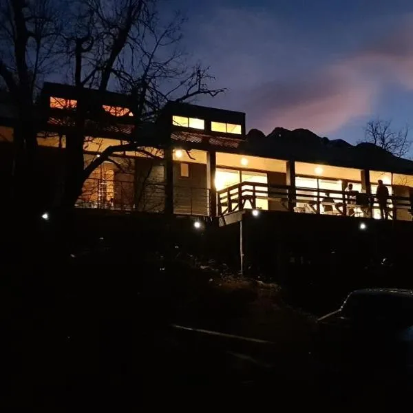 Vivelodge, hótel í Las Trancas