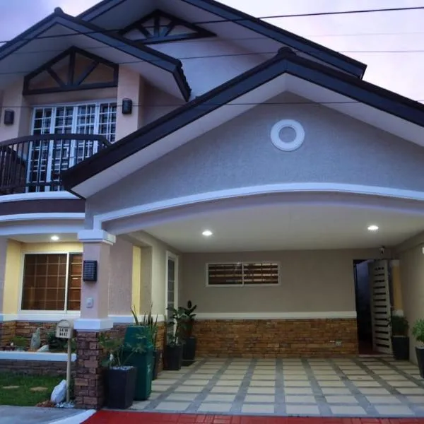 Fully Furnished Villa Near Clark in Mabiga, Mabalacat City, hotel v destinaci Mabalacat