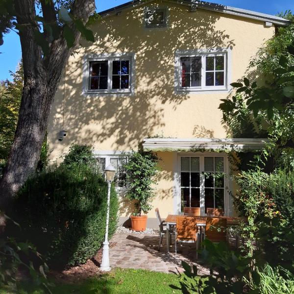Villa Maxglan, Salzburg