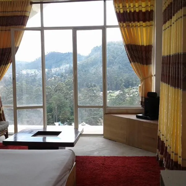 woods hut, hotel in Nuwara Eliya