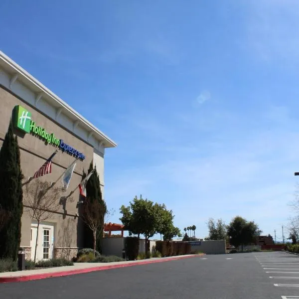 Holiday Inn Express Hotel & Suites Napa Valley-American Canyon by IHG, hotel v destinaci American Canyon