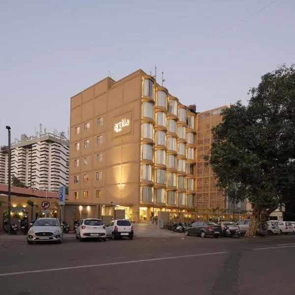 Artilla Inn，位于艾哈迈达巴德的酒店
