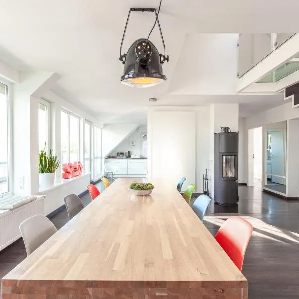 Architektenwohnungen mit Panoramablick bei Köln, Hotel in Lindlar