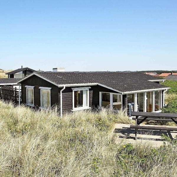 6 person holiday home in L kken