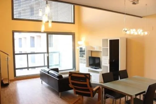 Ohmyloft Valencia, hotel v destinácii Burjasot