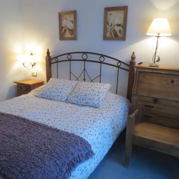 Hostal Casa Juan, ξενοδοχείο σε Castejón de Sos