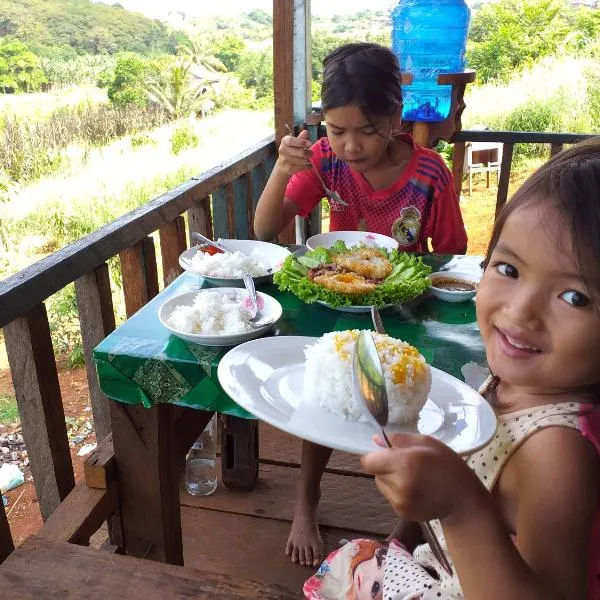 Srey Leap Homestay, hotel in Banlung