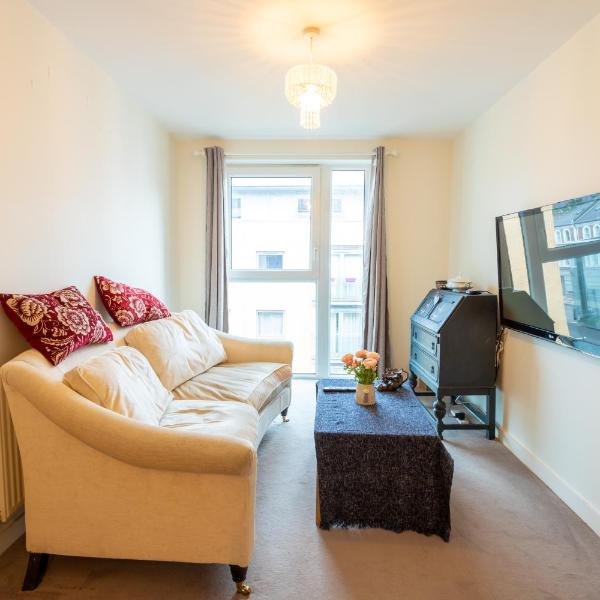 Amazing Modern 2 Bedroom Flat in Greenwich for 4 people