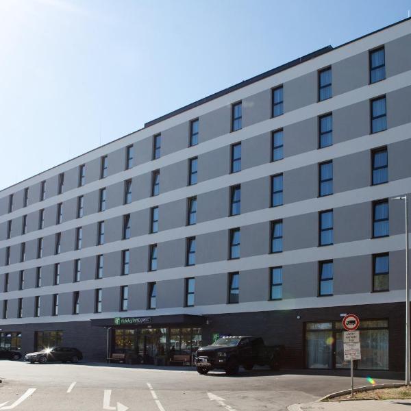 Holiday Inn Express Frankfurt Airport - Raunheim, an IHG Hotel